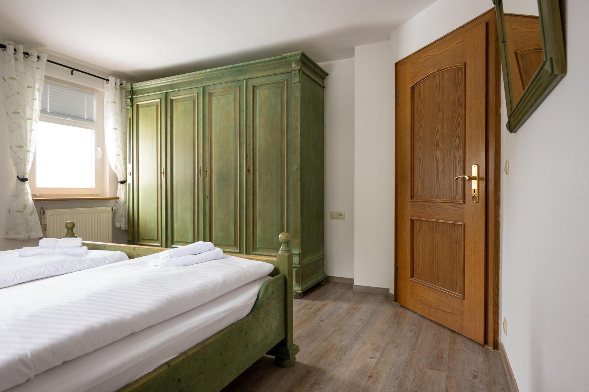 Ferienanlage Zum Silberstollen 2 Haeuser Am Berg Polderhof Und Weisseritzhuette Альтенберг Экстерьер фото